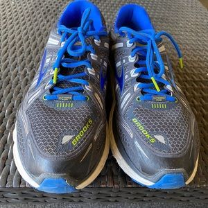 Brooks Transcend
